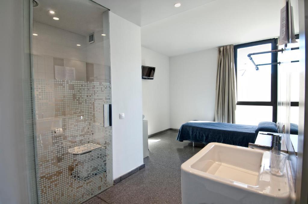 Hostal La Creu Mora d'Ebre Buitenkant foto